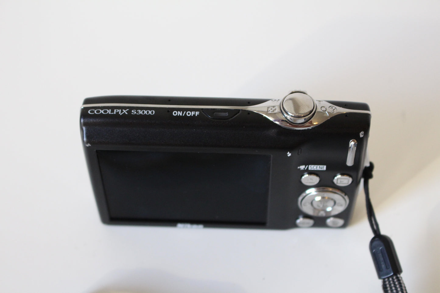 Nikon Coolpix S3000 NERA - Fotocamera Digitale Compatta - 12 MP 4X CCD