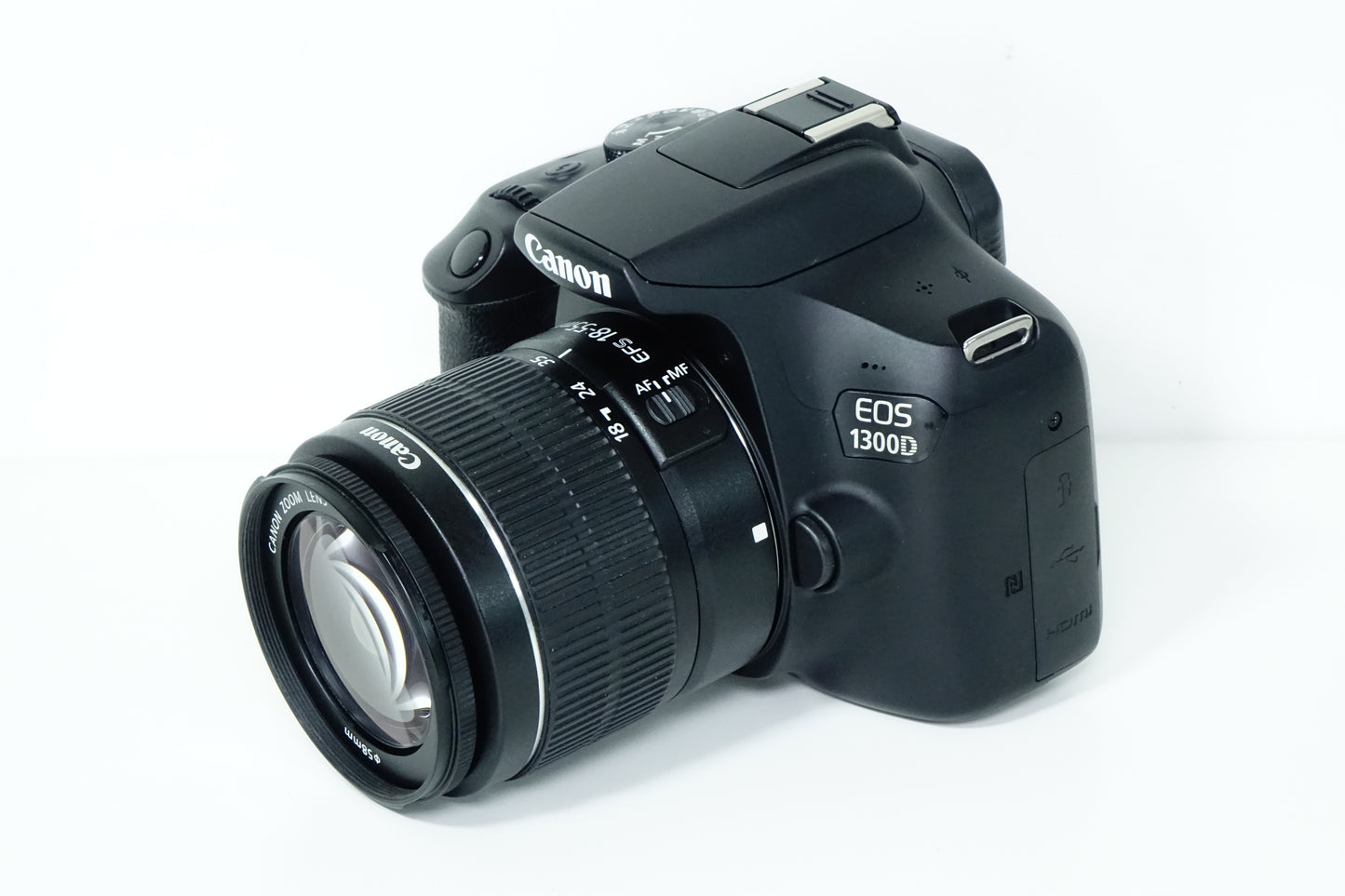 Canon EOS 1300D Reflex Obiettivo 18-55 III + ZAINO - Garanzia 12 mesi - 5607 SCATTI