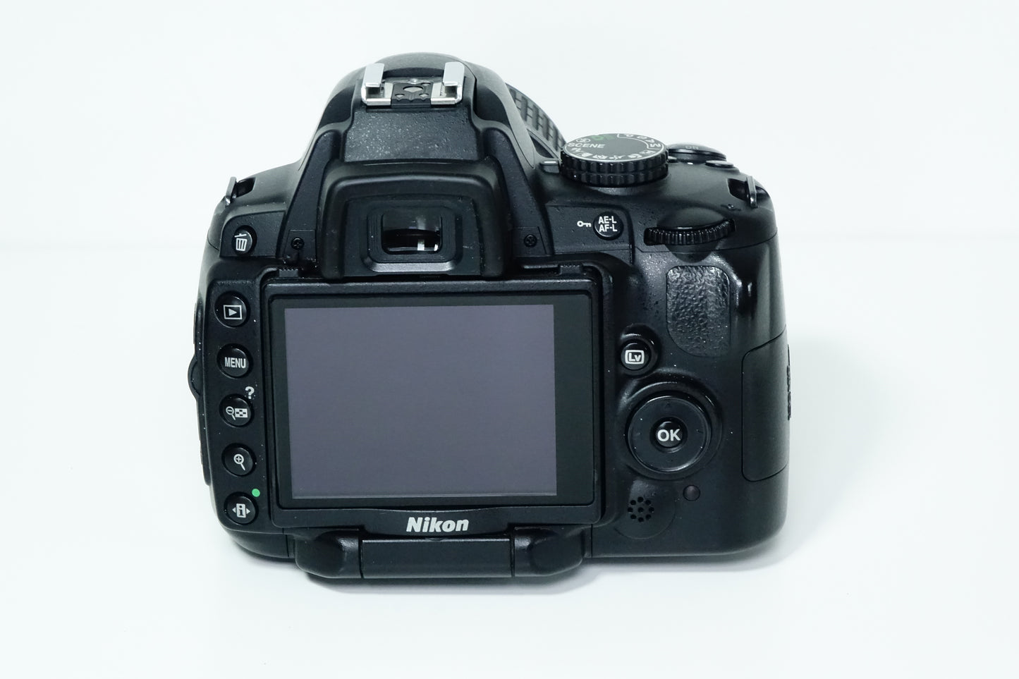 Nikon D5000 Obiettivo 18-55mm G VR + Borsa - Garanzia 12 mesi