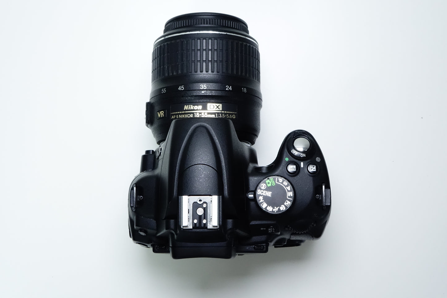 Nikon D5000 Obiettivo 18-55mm G VR + Borsa - Garanzia 12 mesi