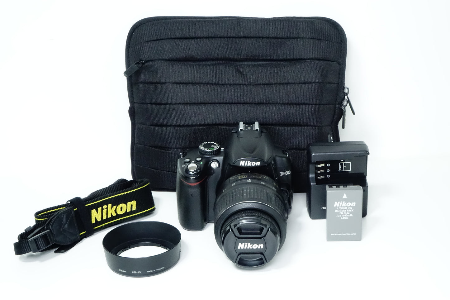 Nikon D5000 Obiettivo 18-55mm G VR + Borsa - Garanzia 12 mesi
