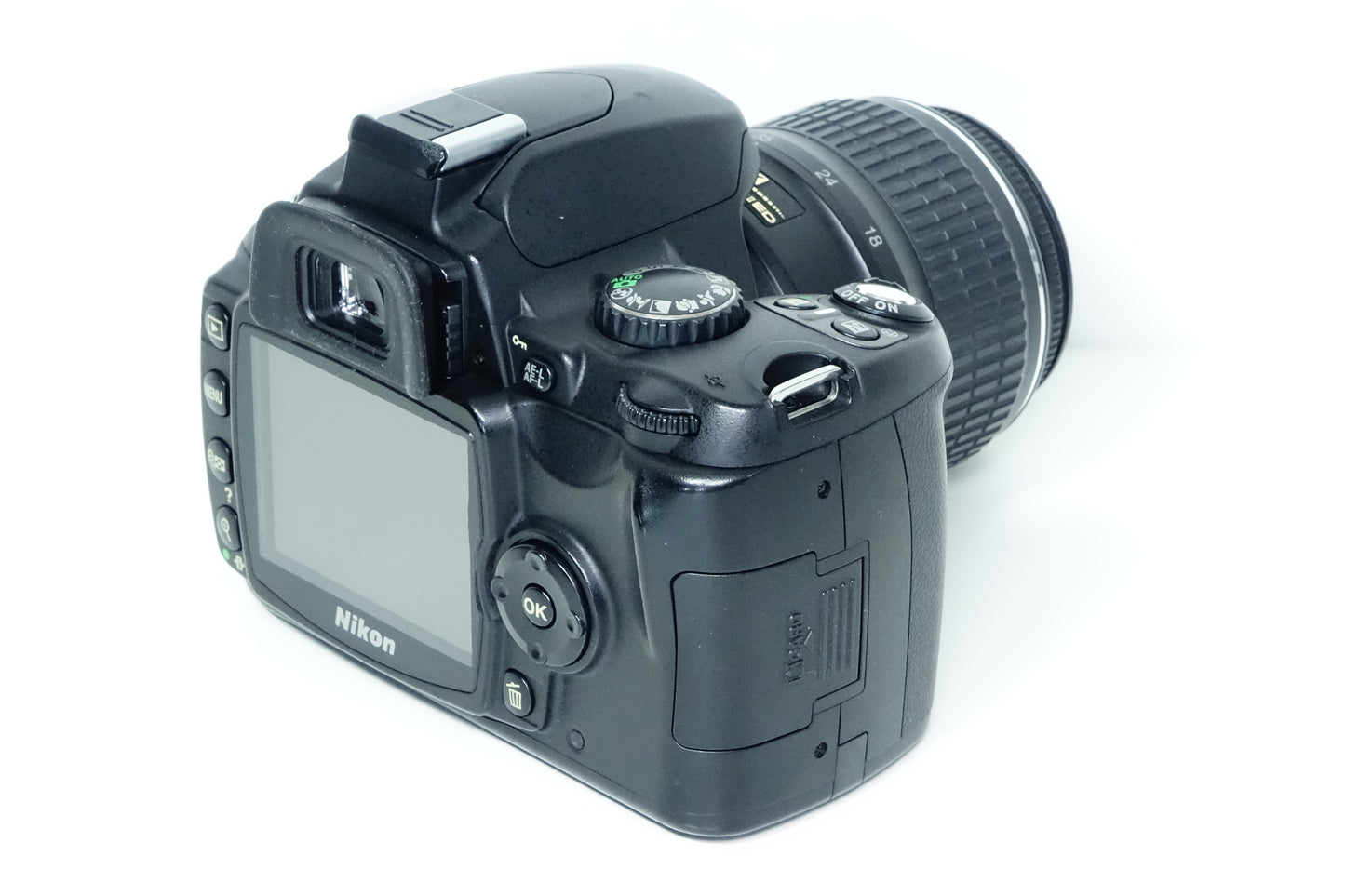 Nikon D40X Reflex Obiettivo DX 18-55mm G II - 7150 SCATTI - Garanzia 12 mesi