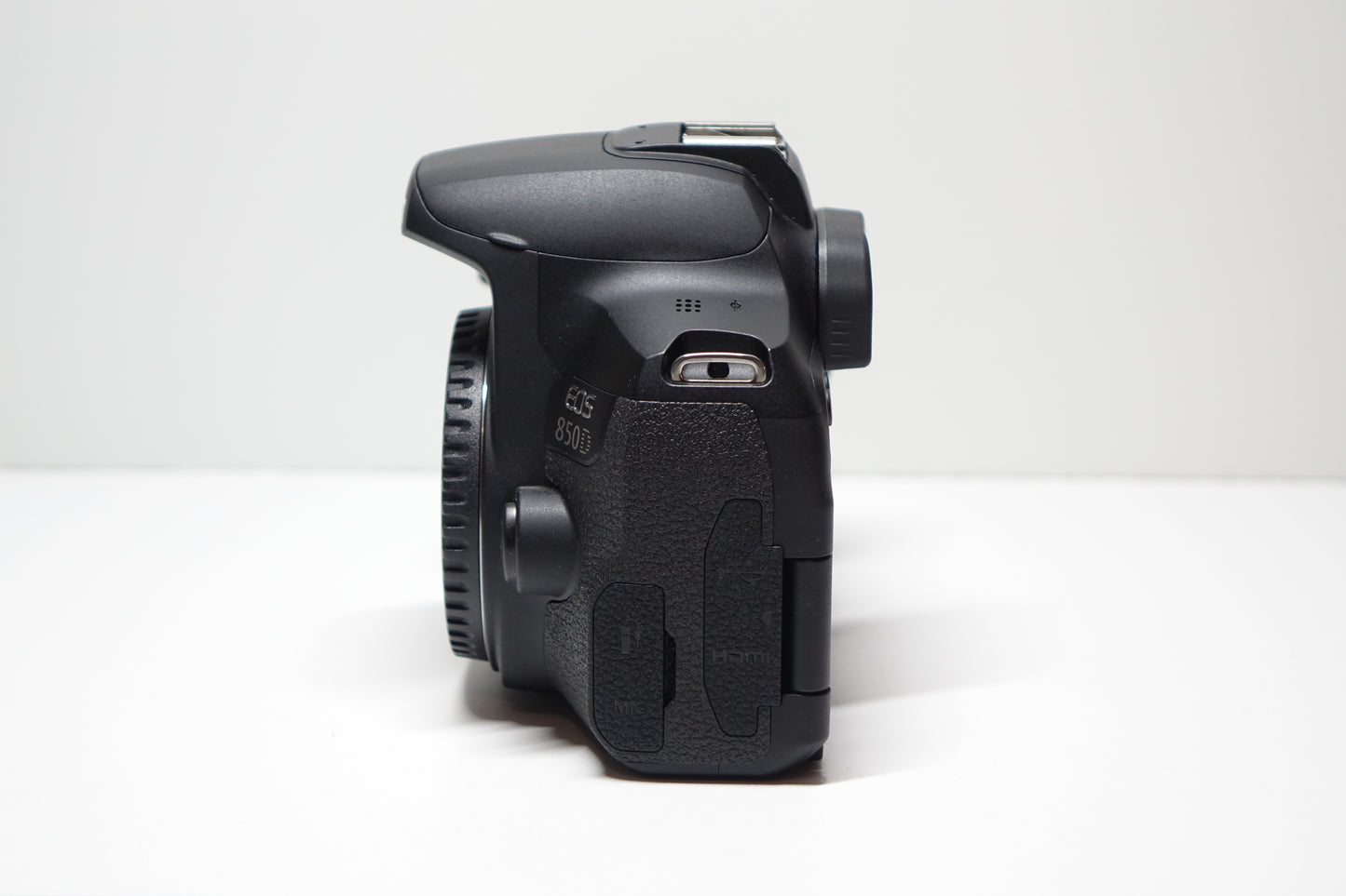 Canon EOS 850D Corpo 24MP + Borsa - Garanzia 12 mesi - MENO DI 1000 SCATTI