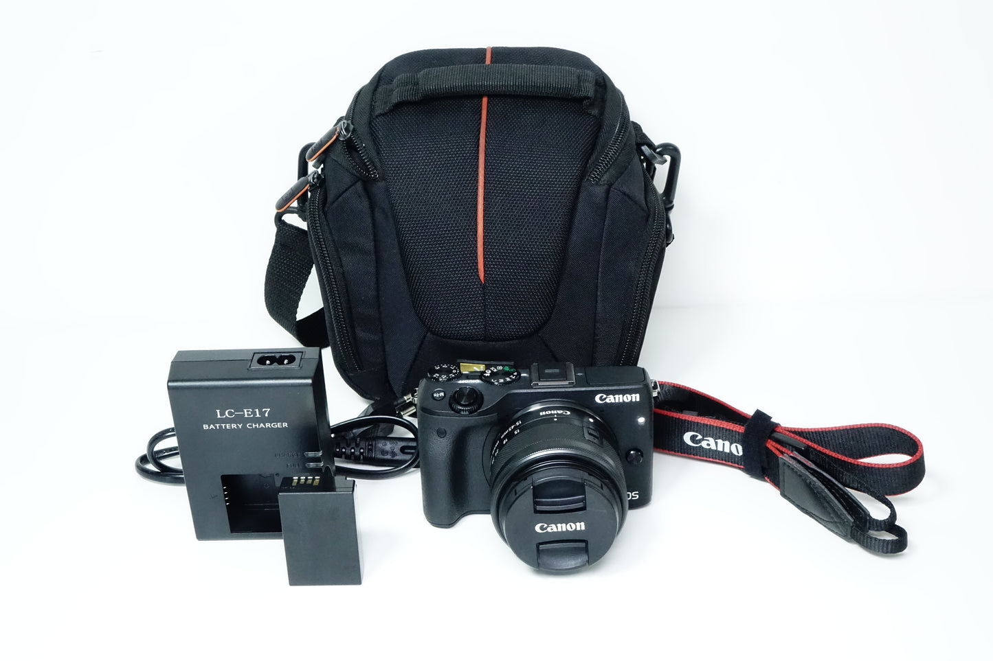 Canon EOS M3 Mirrorless Obiettivo 15-45mm STM + BORSA - GARANZIA 12 MESI