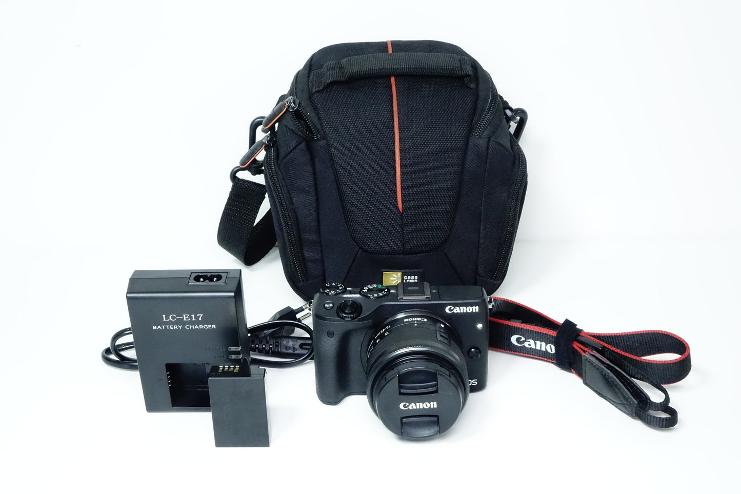 Canon EOS M3 Mirrorless Obiettivo 15-45mm STM + BORSA - GARANZIA 12 MESI