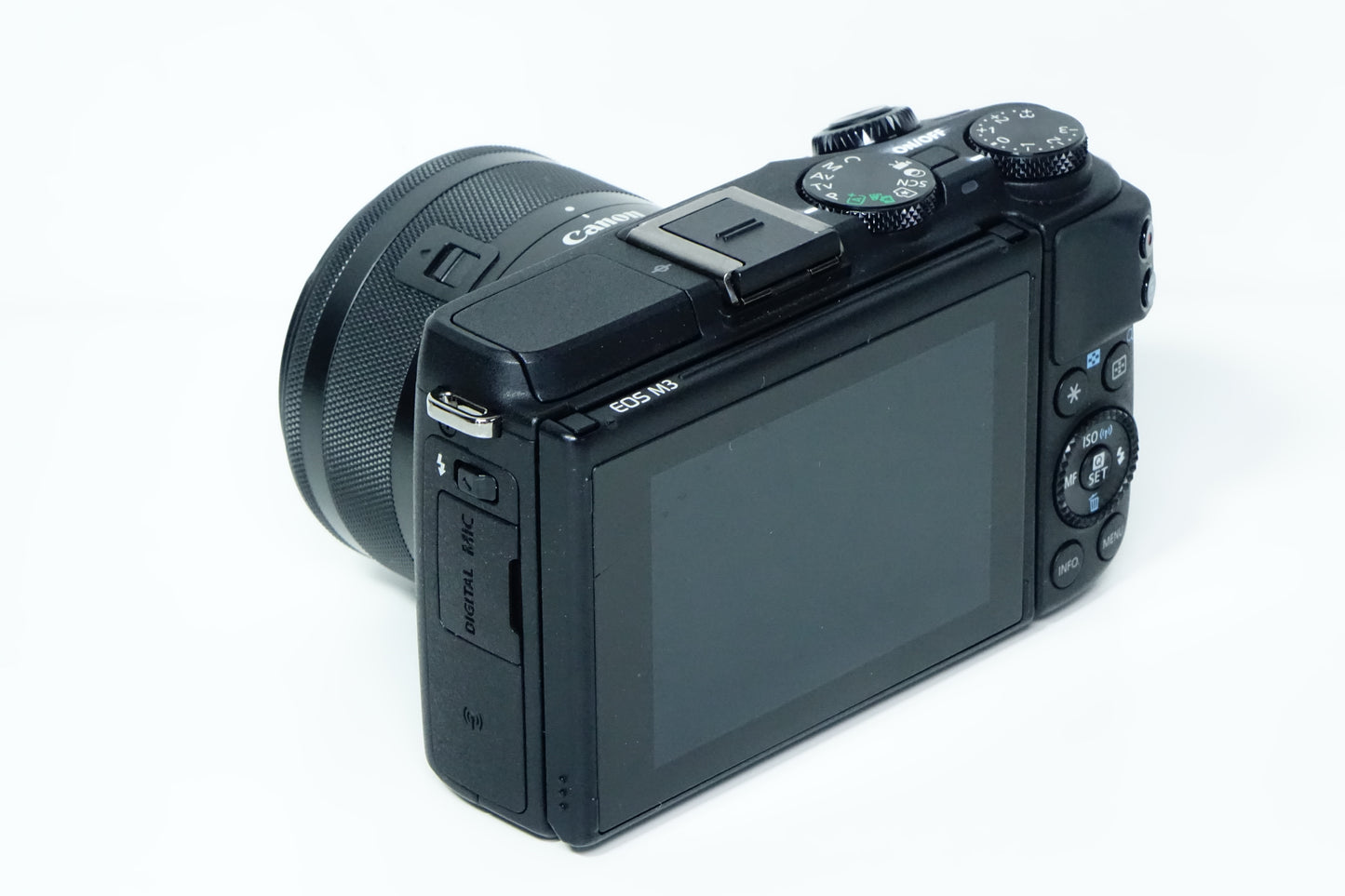 Canon EOS M3 Mirrorless Obiettivo 15-45mm STM + BORSA - GARANZIA 12 MESI