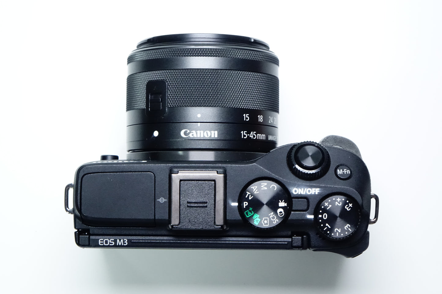Canon EOS M3 Mirrorless Obiettivo 15-45mm STM + BORSA - GARANZIA 12 MESI