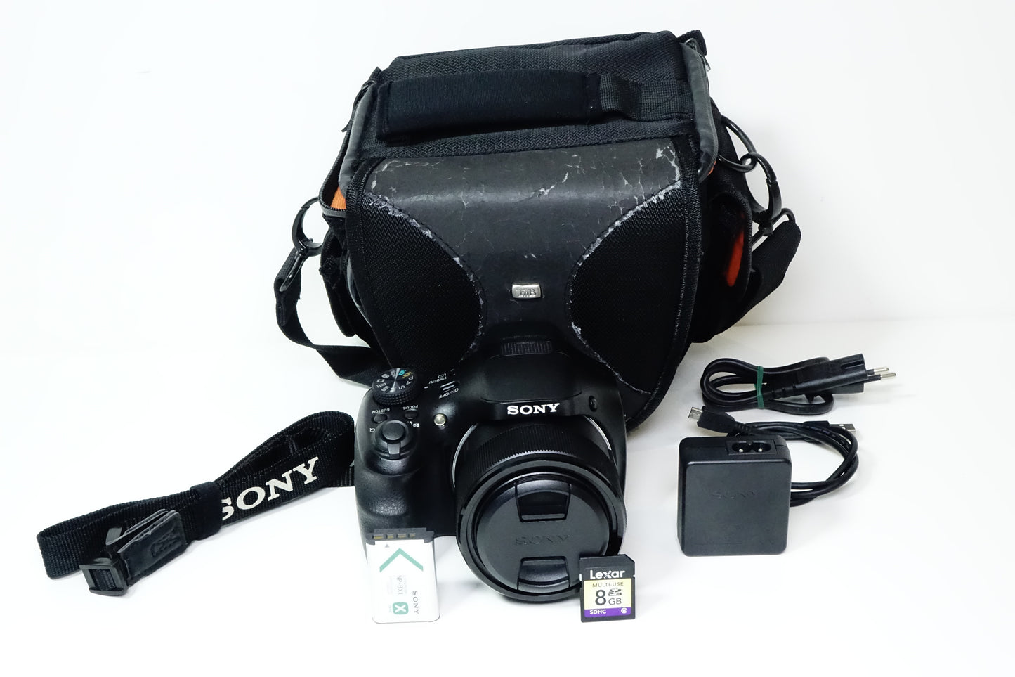 Sony Cyber-Shot DSC-HX300 20,4MP Zoom 50x + BORSA, SD 8GB - Garanzia 12 mesi