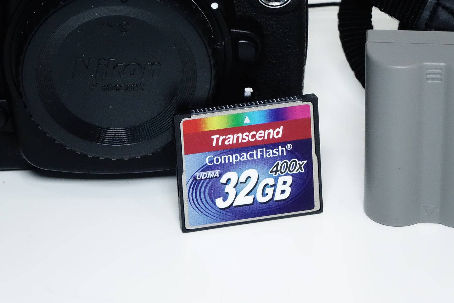 Nikon D300 Reflex DSLR Body 12.3MP + CF 32GB- GARANZIA 12 MESI