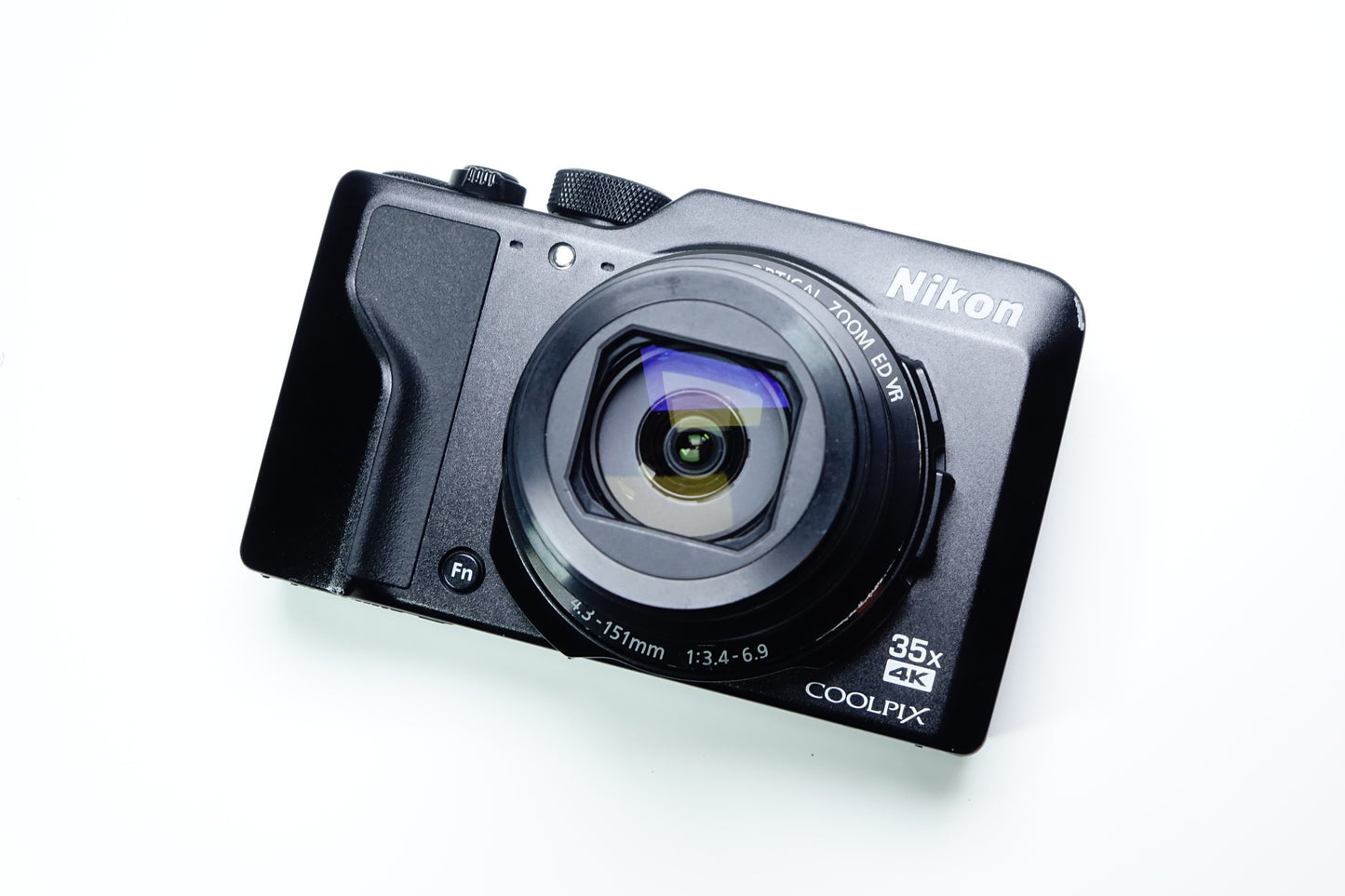 Nikon Coolpix A1000 Compatta Nera 16MP + Borsa - Garanzia 12 Mesi
