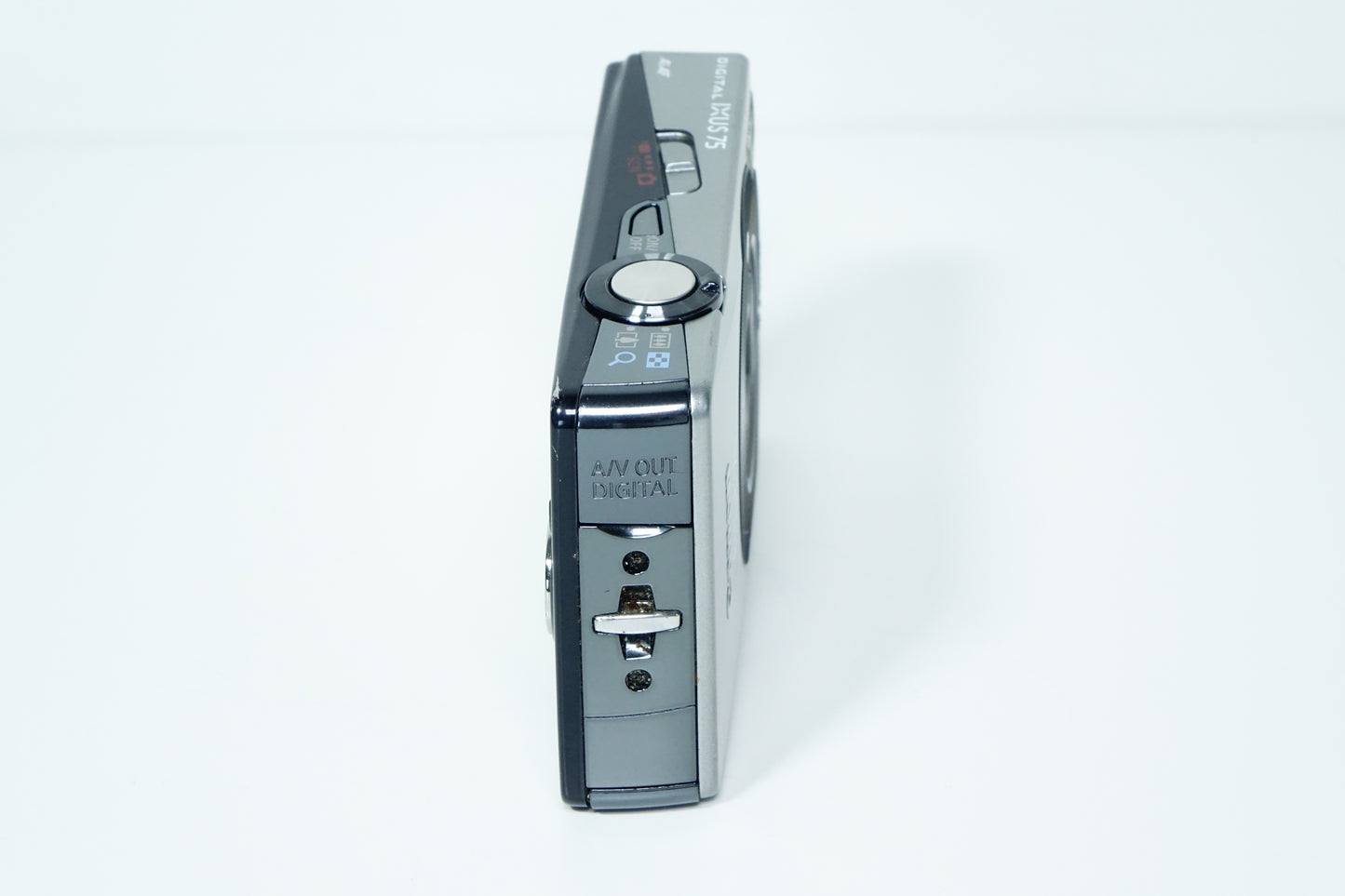 Canon IXUS 75 Fotocamera Compatta CCD Argento - Per Ricambi o Riparazioni
