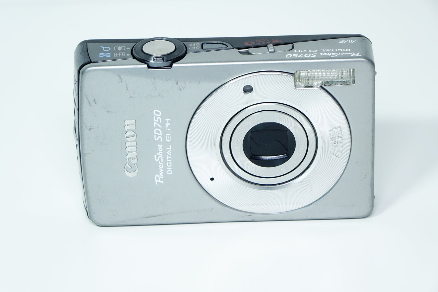 *LEGGI* Canon PowerShot SD750 / IXUS 75 Compatta CCD Argento