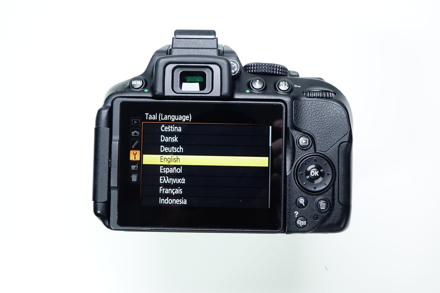 Nikon D5300 Obiettivo AF-P 18-55mm VR + Borsa - 1669 SCATTI - Garanzia 12 mesi