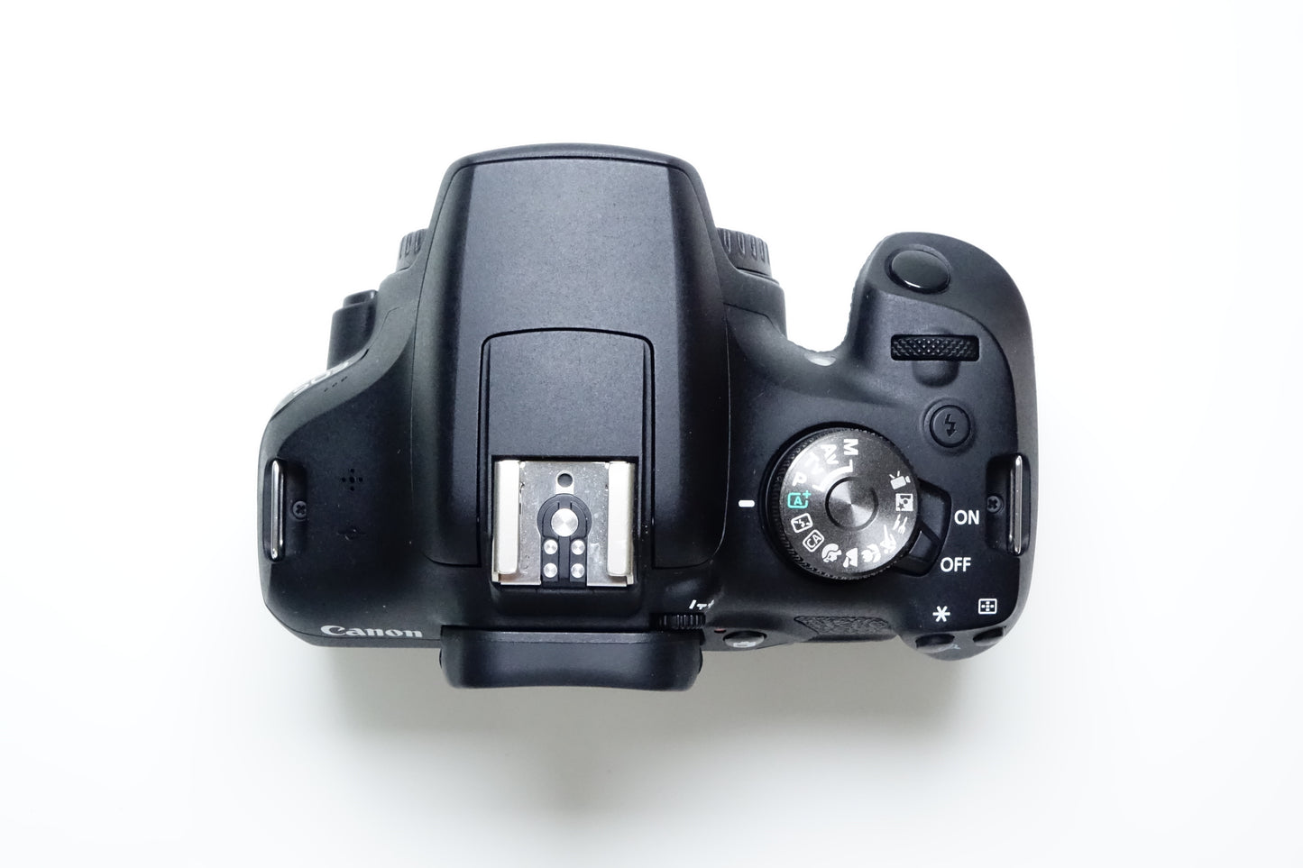 Canon EOS 2000D Reflex Solo Corpo Body 3162 SCATTI - Garanzia 12 mesi