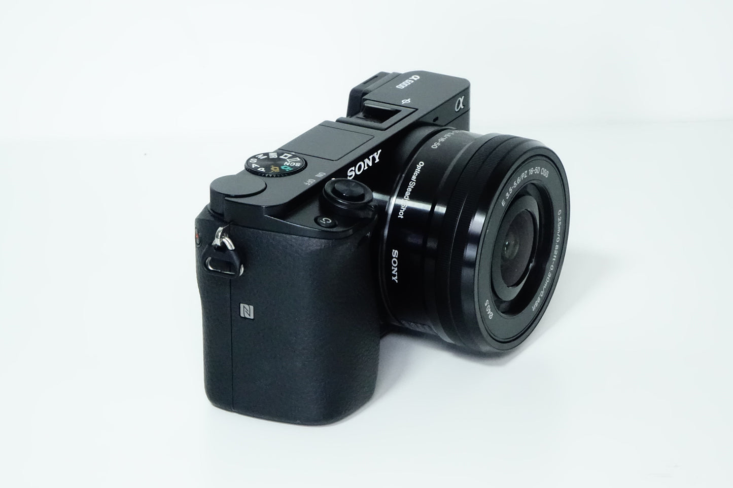 Sony Alpha A6000 Obiettivo 16-50mm OIS PZ Borsa 463 SCATTI - Garanzia 12 mesi