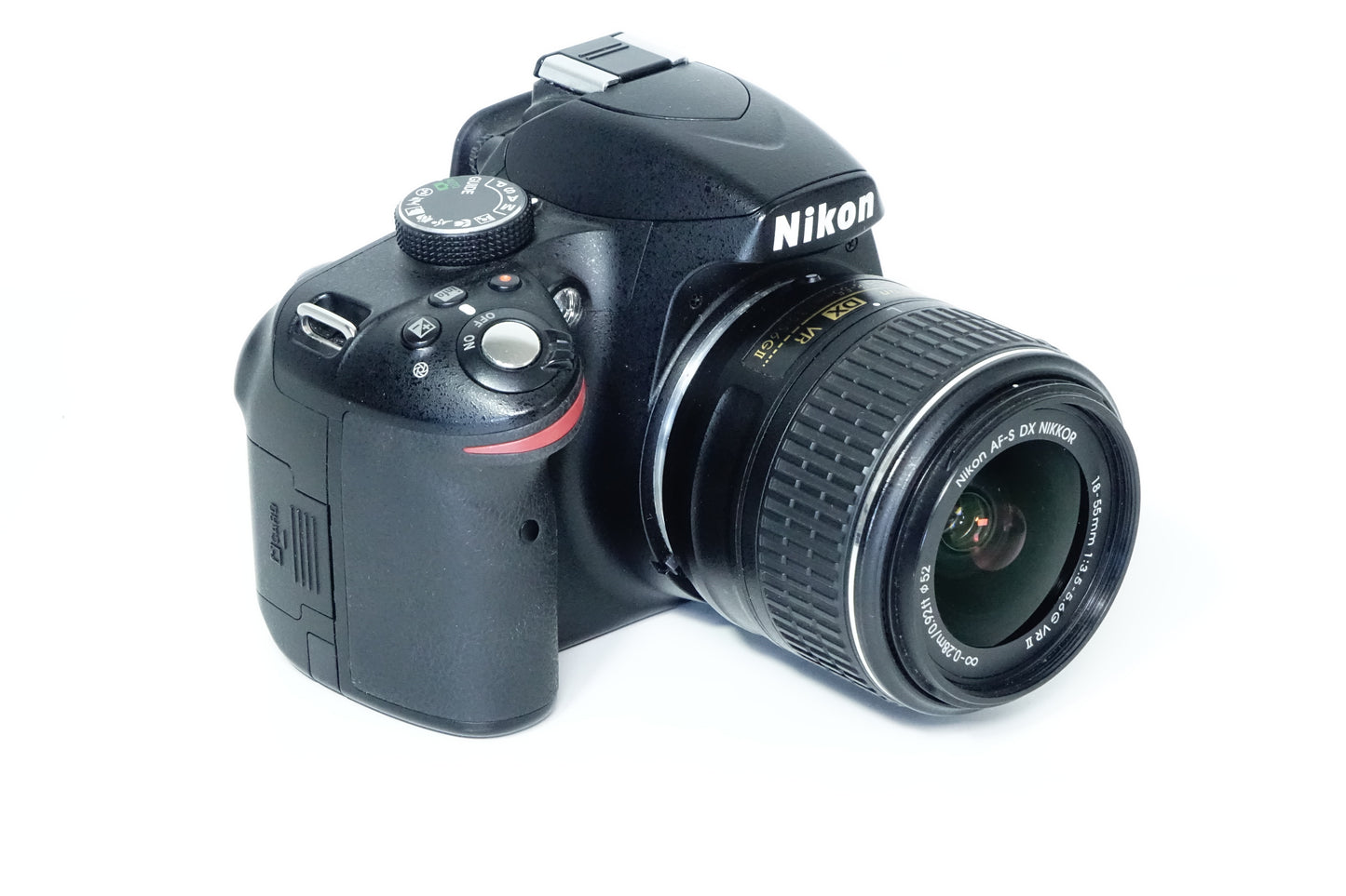 Nikon D3200 Obiettivo Nikkor 18-55mm G VR II + BORSA, Treppiedi - Garanzia 12 mesi