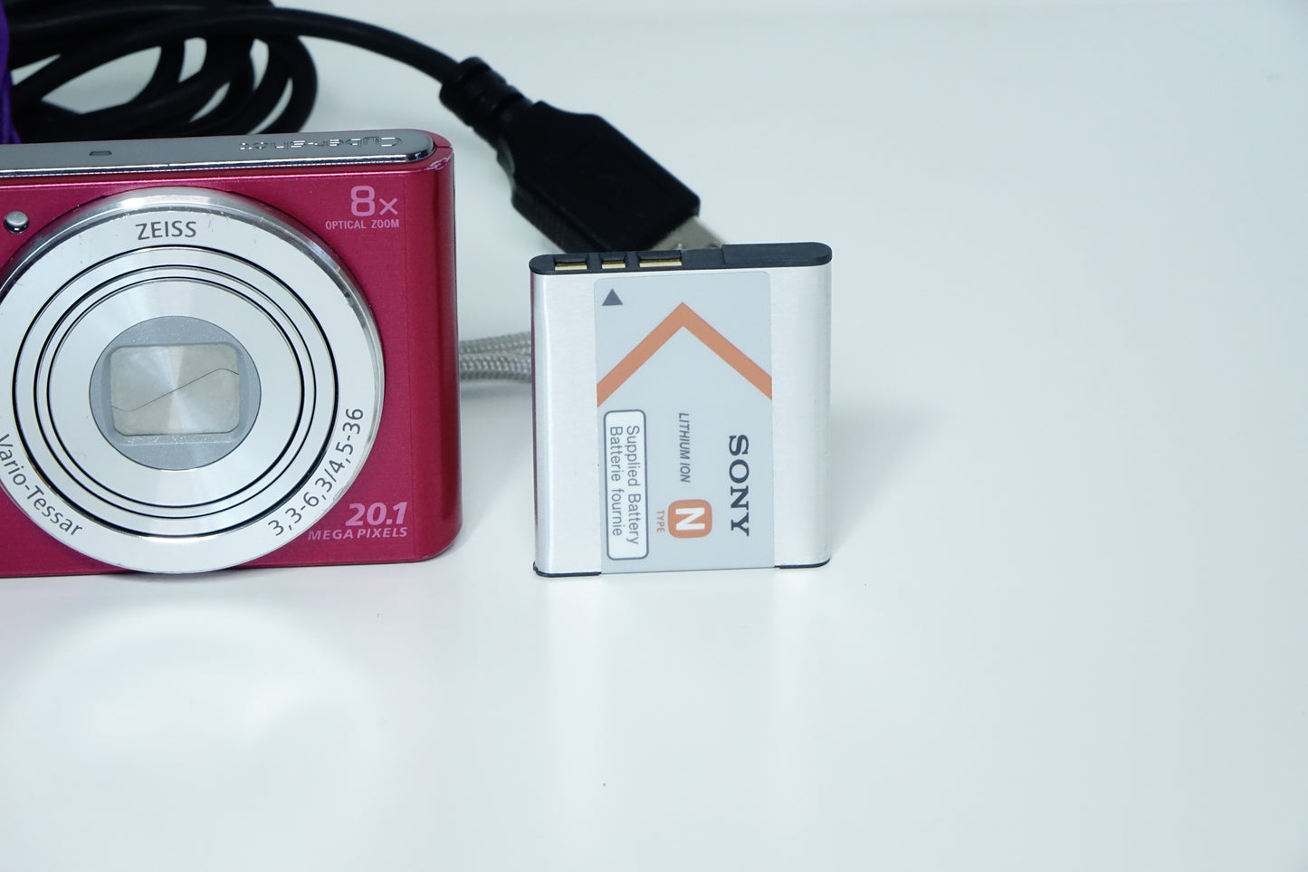 *LEGGI* Sony Cyber-Shot DSC-W830 Rosa Fotocamera Compatta CCD + SD 4GB