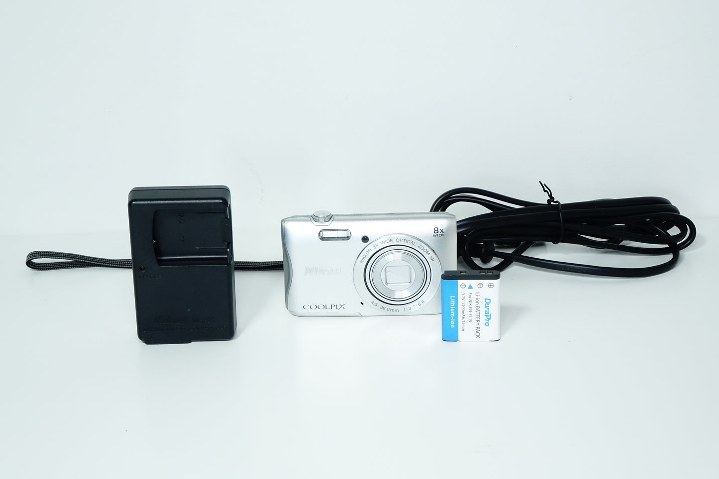 Nikon Coolpix S3700 Argento Compatta 20,1MP CCD - GARANZIA 12 MESI
