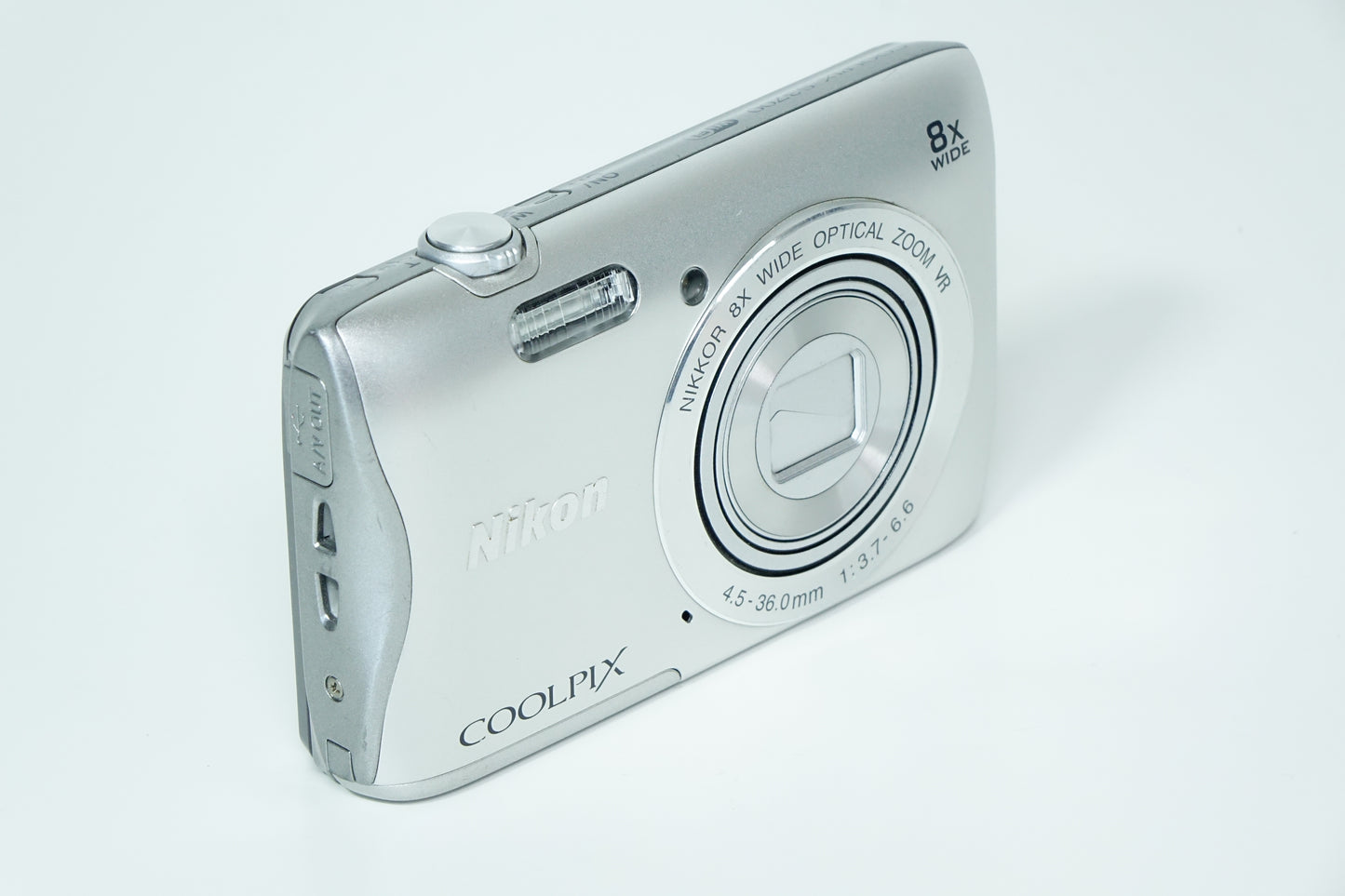Nikon Coolpix S3700 Argento Compatta 20,1MP CCD - GARANZIA 12 MESI