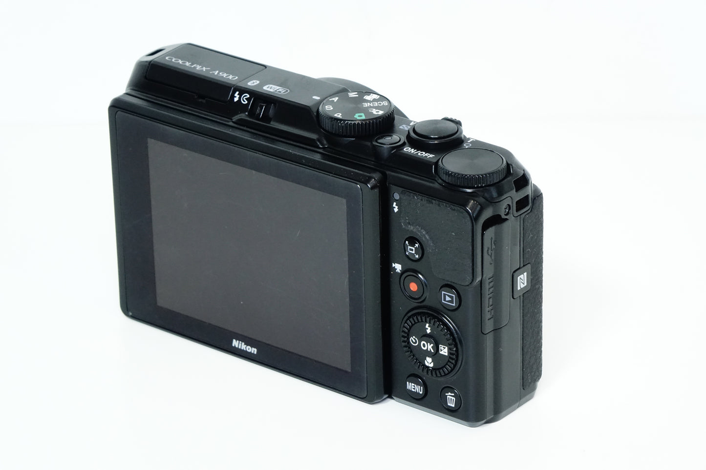 NIKON Coolpix A900 Nera 20MP ZOOM 35X + 2 Batterie - Garanzia 12 mesi