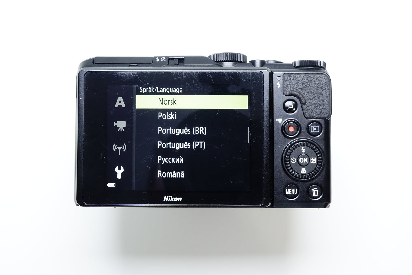 NIKON Coolpix A900 Nera 20MP ZOOM 35X + 2 Batterie - Garanzia 12 mesi