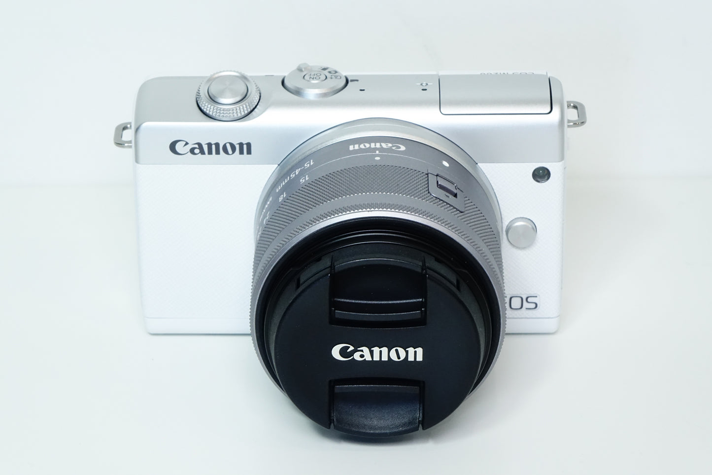 Canon EOS M200 Bianca Obiettivo 15-45mm STM + Custodia - Garanzia 12 mesi