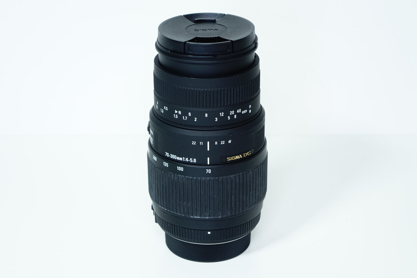 Sigma DG 70-300mm F/4-5.6 Teleobiettivo MACRO per NIKON - Garanzia 12 Mesi