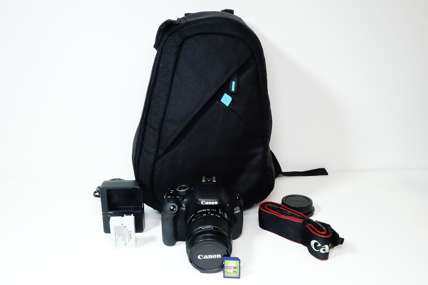 Canon EOS 600D Kit 18-55mm IS II + Borsa, SD -Garanzia 12 mesi -6979 SCATTI