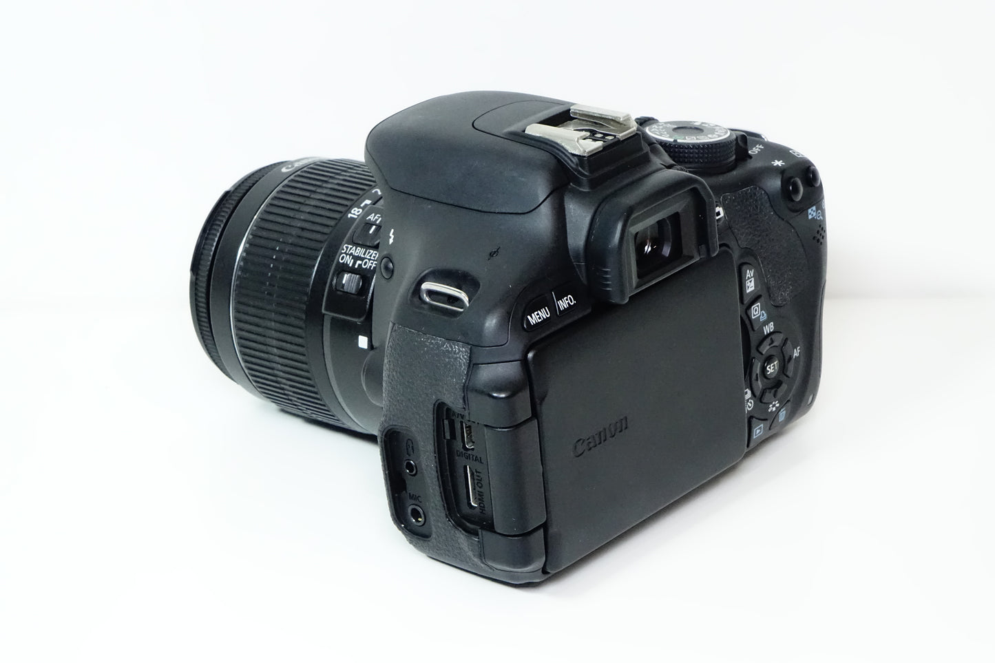 Canon EOS 600D Kit 18-55mm IS II + Borsa, SD -Garanzia 12 mesi -6979 SCATTI