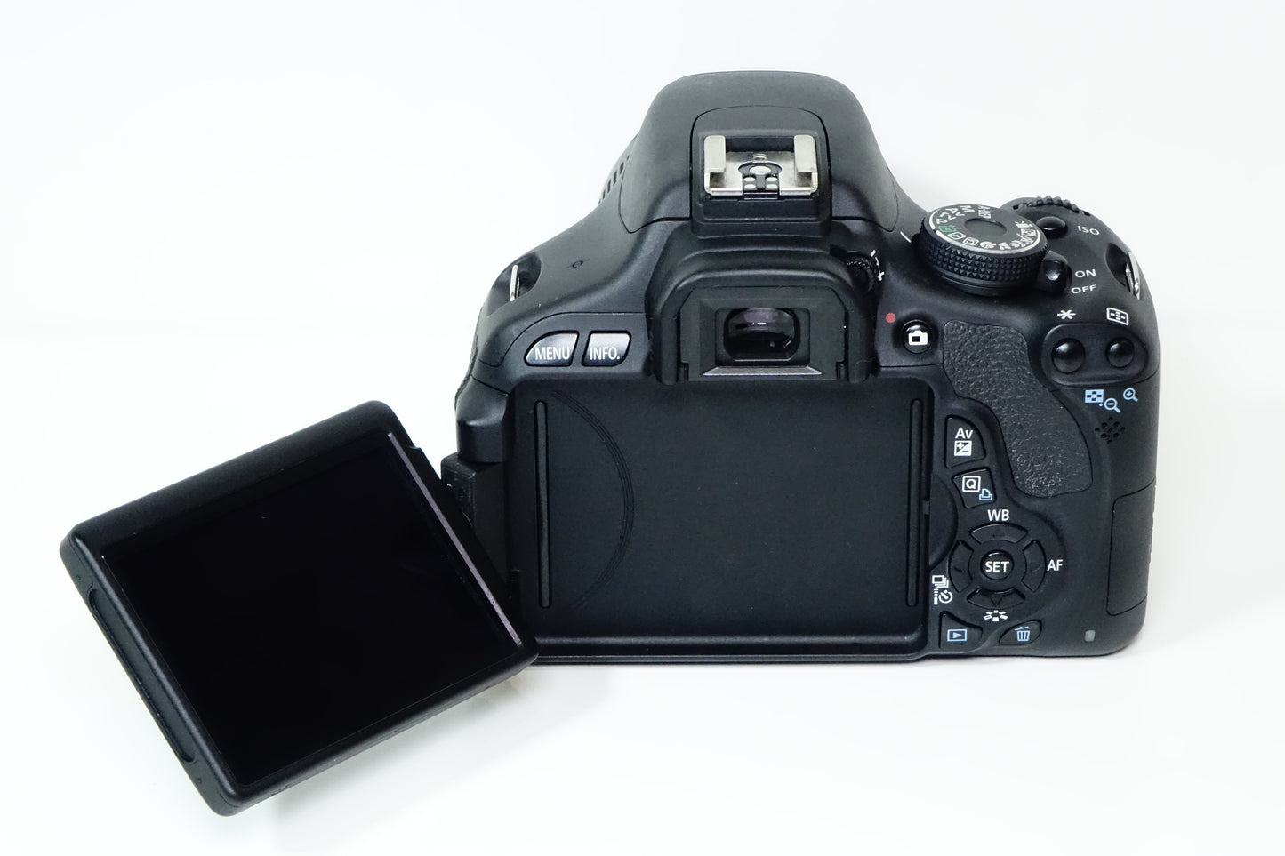Canon EOS 600D Kit 18-55mm IS II + Borsa, SD -Garanzia 12 mesi -6979 SCATTI