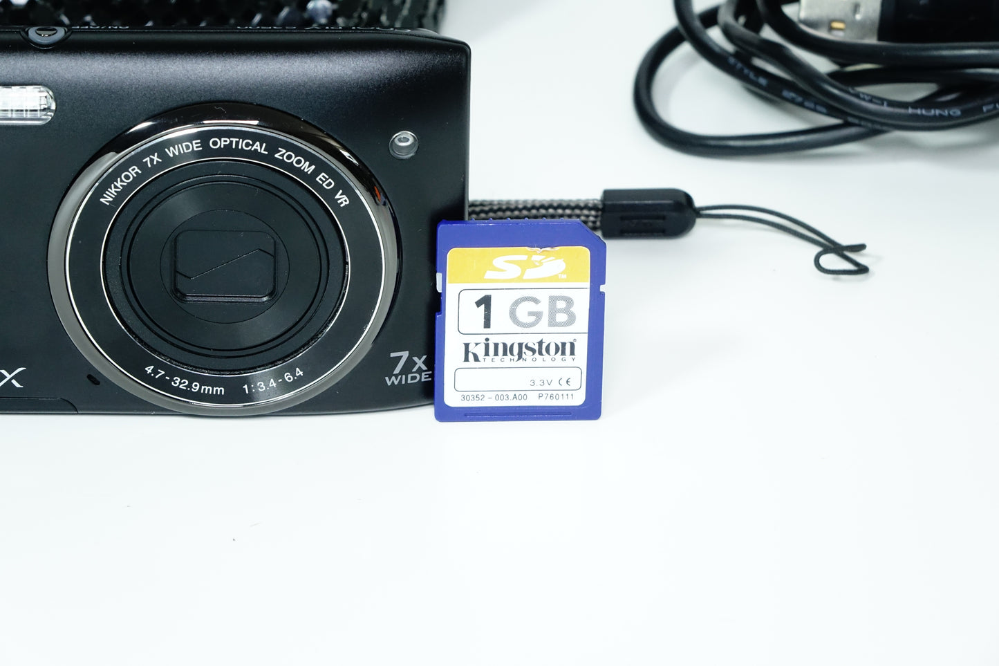 Nikon Coolpix S3500 Nera Compatta 20,1MP + Custodia, SD 1GB - GARANZIA 12 MESI