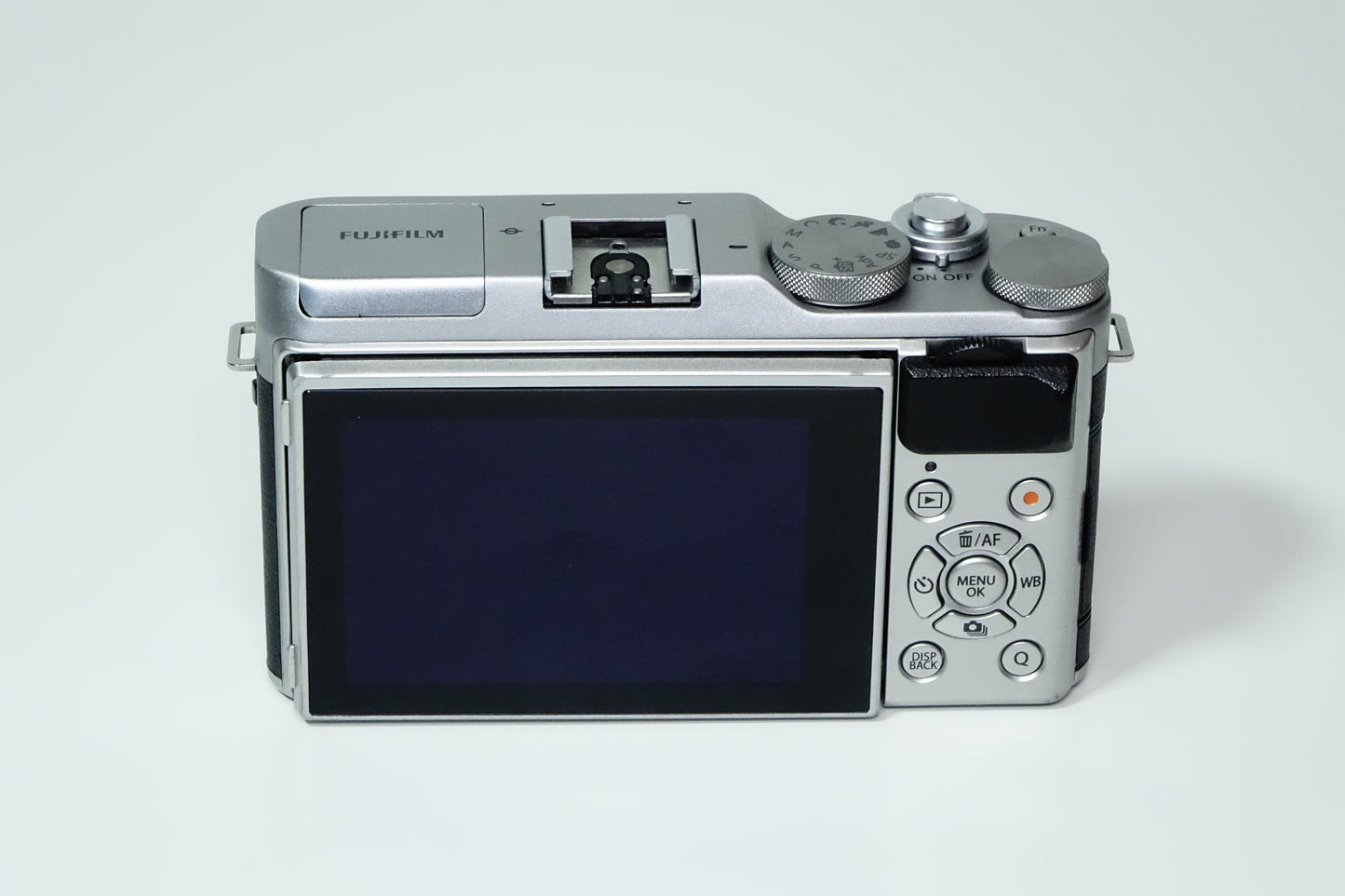 Fujifilm X-A3 XA3 Fotocamera Mirrorless Argento 24,2MP - GARANZIA 12 MESI