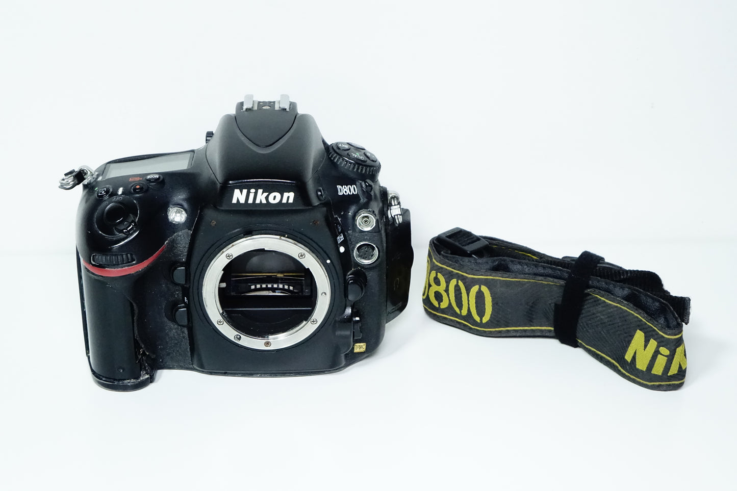 *LEGGI* Nikon D800 Fotocamera Reflex DSLR Body 36,3MP Non Testata