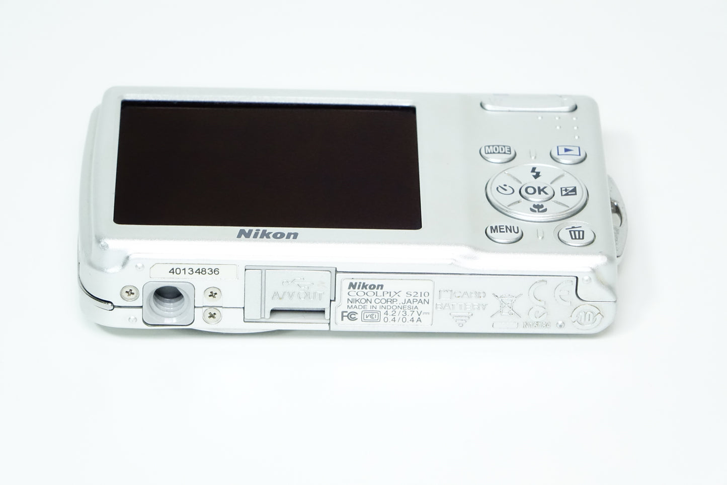 Nikon Coolpix S210 8MP Fotocamera Compatta Argento + SD - GARANZIA 12 MESI
