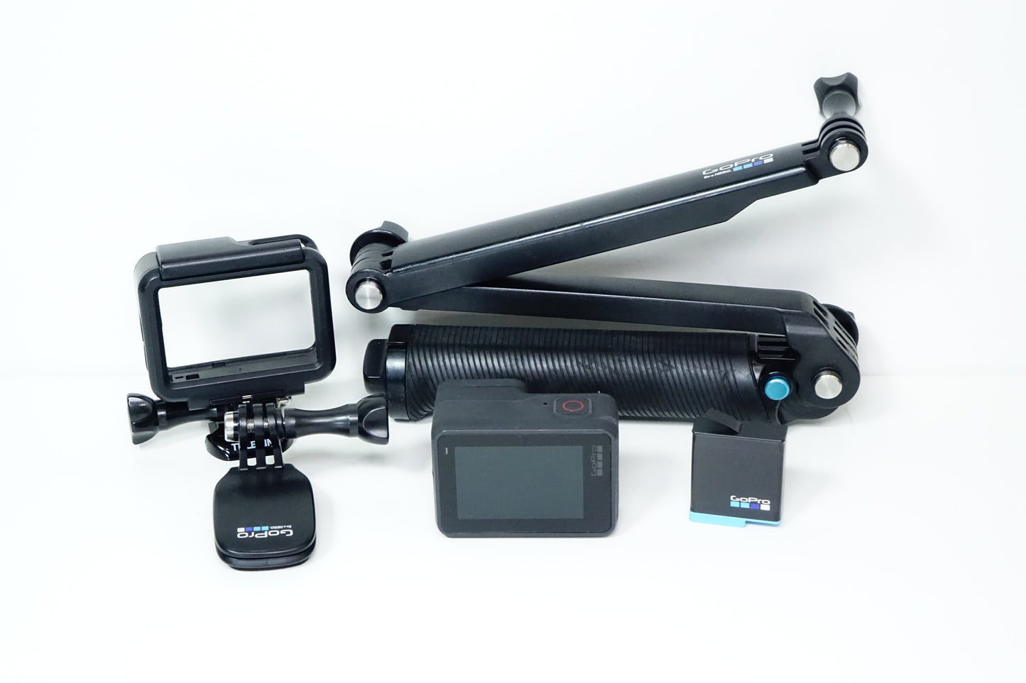 GoPro HERO7 Black Action Cam + GoPro 3-Way + Case - GARANZIA 12 MESI