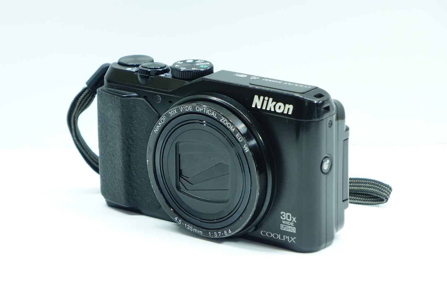 Nikon Coolpix S9900 16MP Fotocamera Compatta Zoom 30X Nera - Garanzia 12 mesi