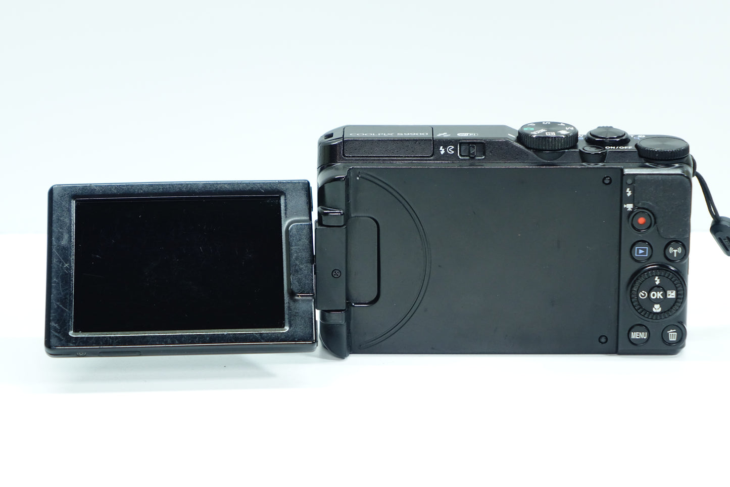 Nikon Coolpix S9900 16MP Fotocamera Compatta Zoom 30X Nera - Garanzia 12 mesi