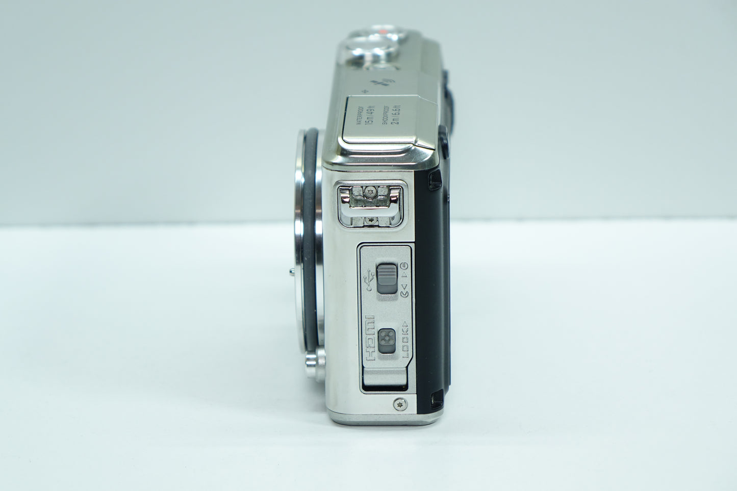 Nikon 1 AW1 Silver 14.2MP Mirrorless Waterproof Body + Borsa + SD 4GB - Garanzia 12 mesi