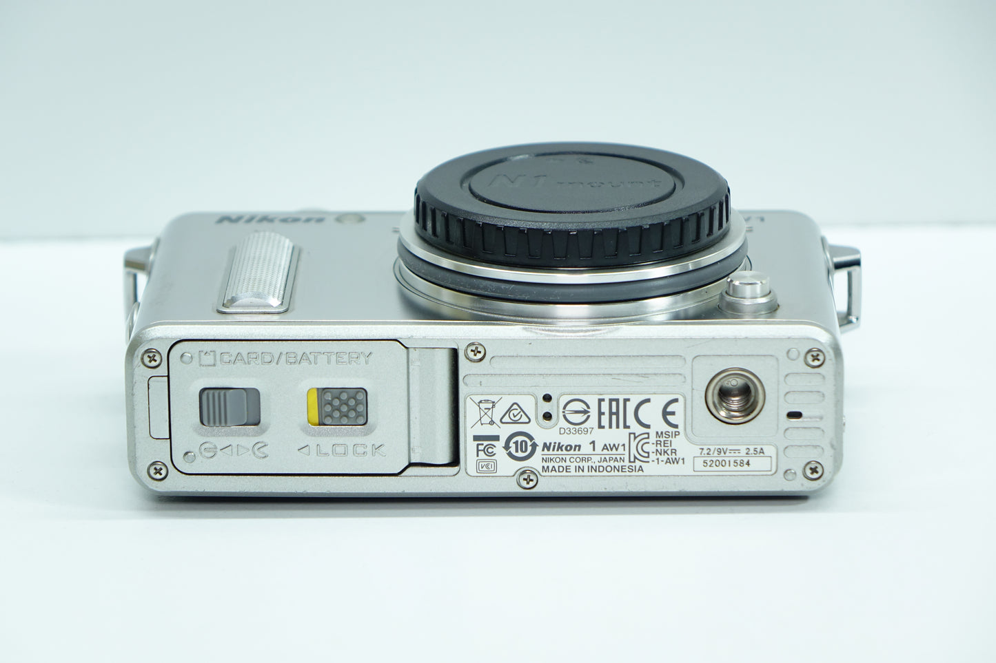 Nikon 1 AW1 Silver 14.2MP Mirrorless Waterproof Body + Borsa + SD 4GB - Garanzia 12 mesi