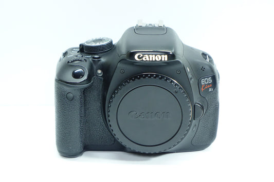 Canon EOS 600D Kiss X5 Reflex 18MP Body Solo Corpo Nero - Garanzia 12 mesi