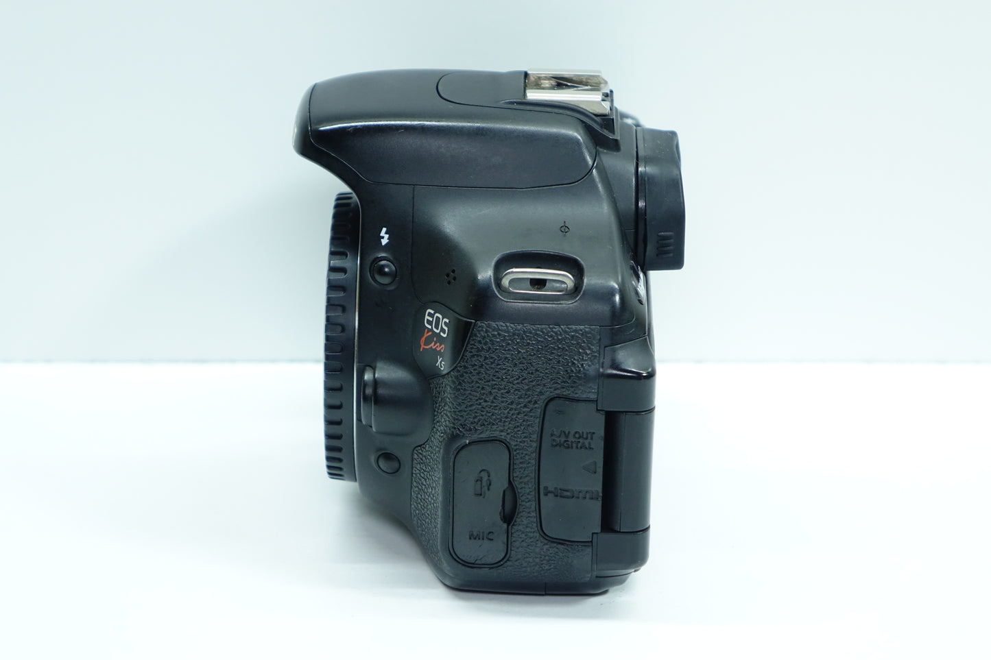 Canon EOS 600D Kiss X5 Reflex 18MP Body Solo Corpo Nero - Garanzia 12 mesi