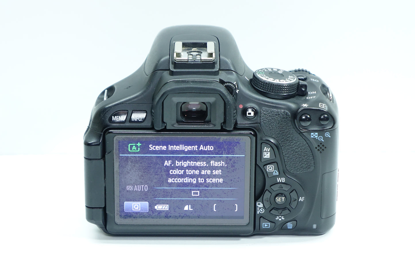 Canon EOS 600D Kiss X5 Reflex 18MP Body Solo Corpo Nero - Garanzia 12 mesi