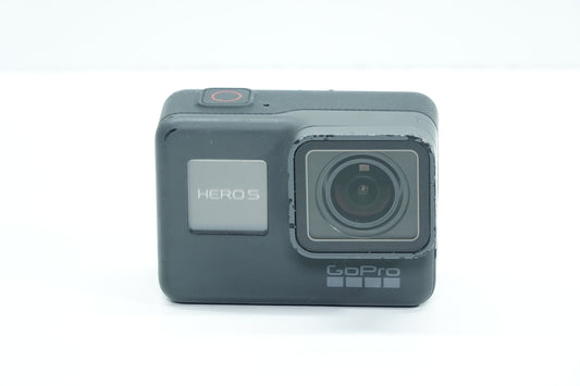 GoPro HERO5 Black Action Cam 4K 12MP + SD 32GB + Frame - Garanzia 12 mesi