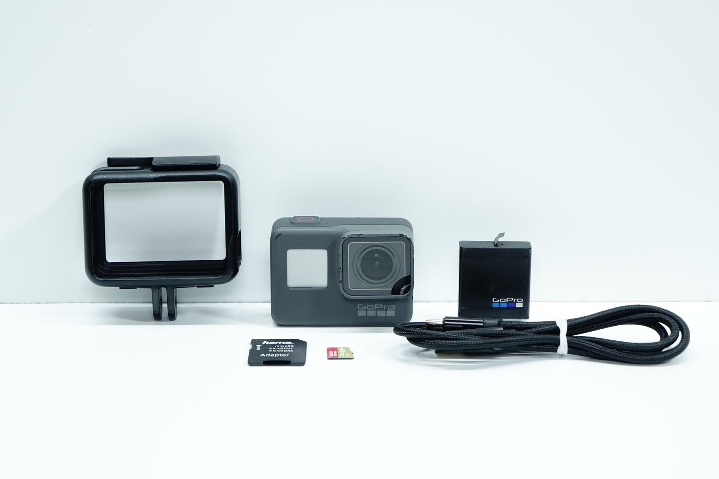 GoPro HERO5 Black Action Cam 4K 12MP + SD 32GB + Frame - Garanzia 12 mesi