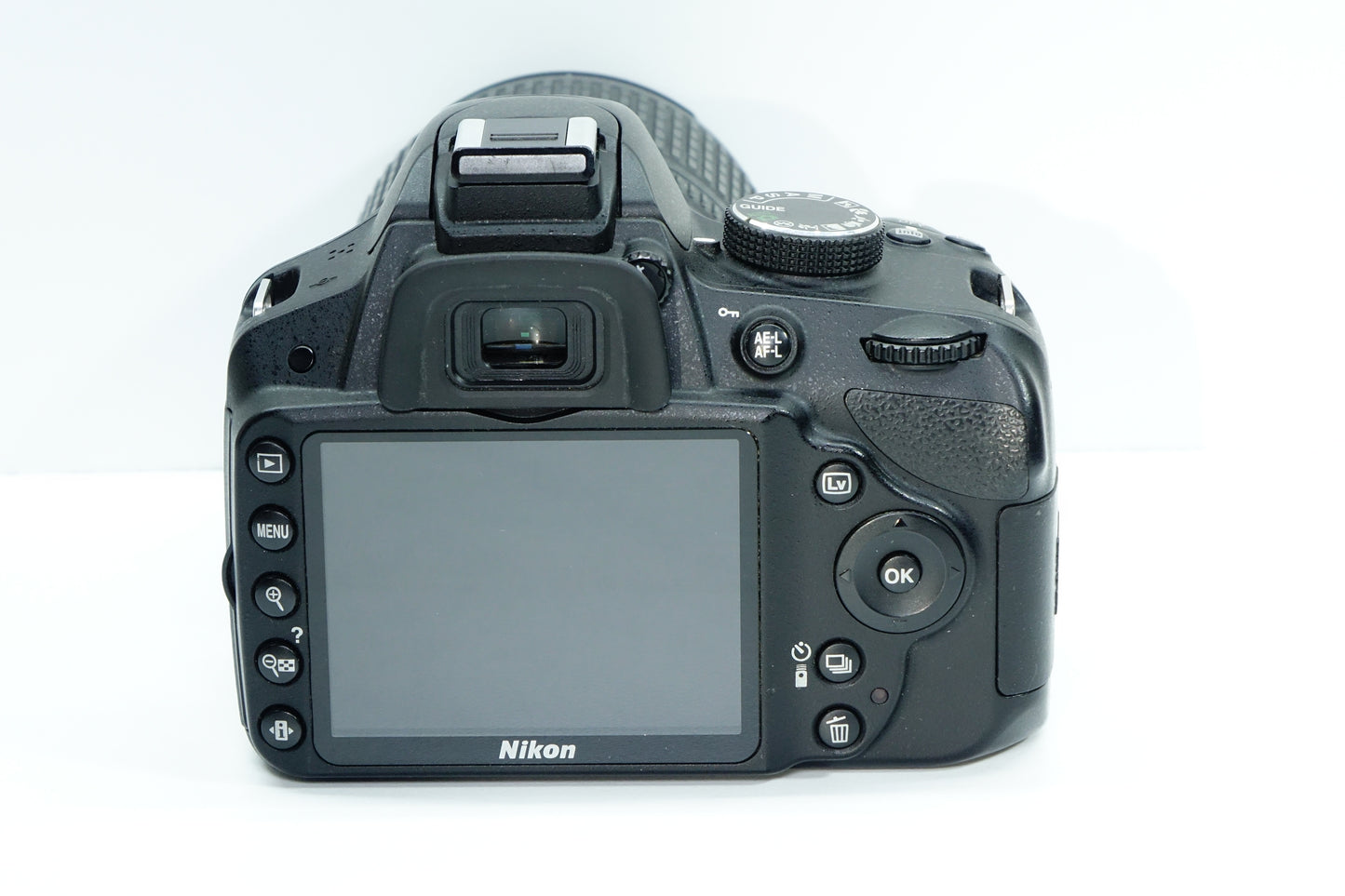 Nikon D3200 Obiettivo Nikkor DX 18-105mm G VR BORSA 5492 SCATTI - Garanzia 12 mesi