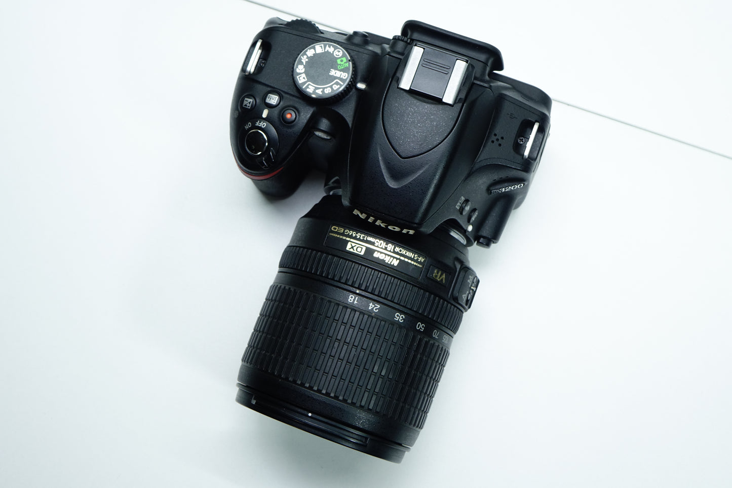 Nikon D3200 Obiettivo Nikkor DX 18-105mm G VR BORSA 5492 SCATTI - Garanzia 12 mesi