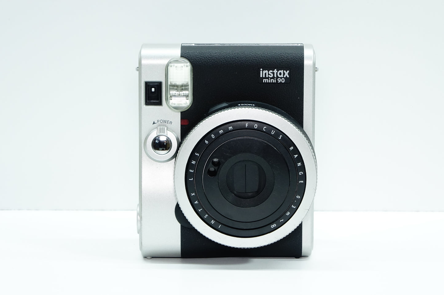 FUJIFILM Instax Mini 90 Neo Classic Nera/Argento Istantanea + Custodia - Garanzia 12 mesi