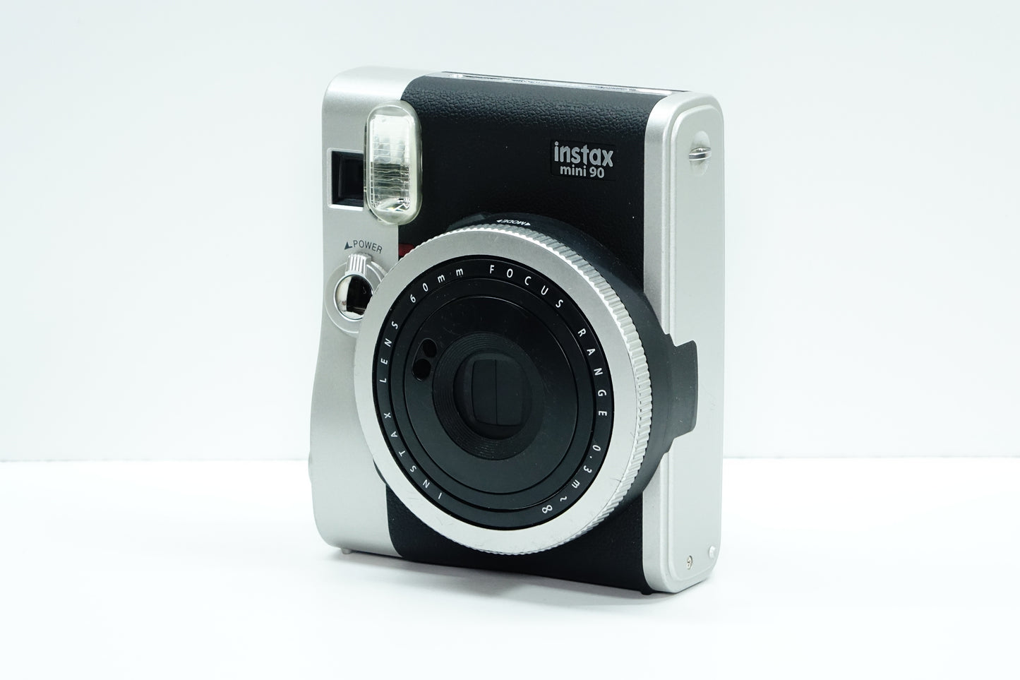 FUJIFILM Instax Mini 90 Neo Classic Nera/Argento Istantanea + Custodia - Garanzia 12 mesi