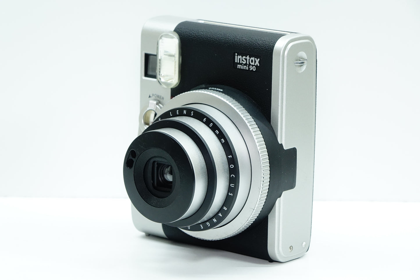 FUJIFILM Instax Mini 90 Neo Classic Nera/Argento Istantanea + Custodia - Garanzia 12 mesi