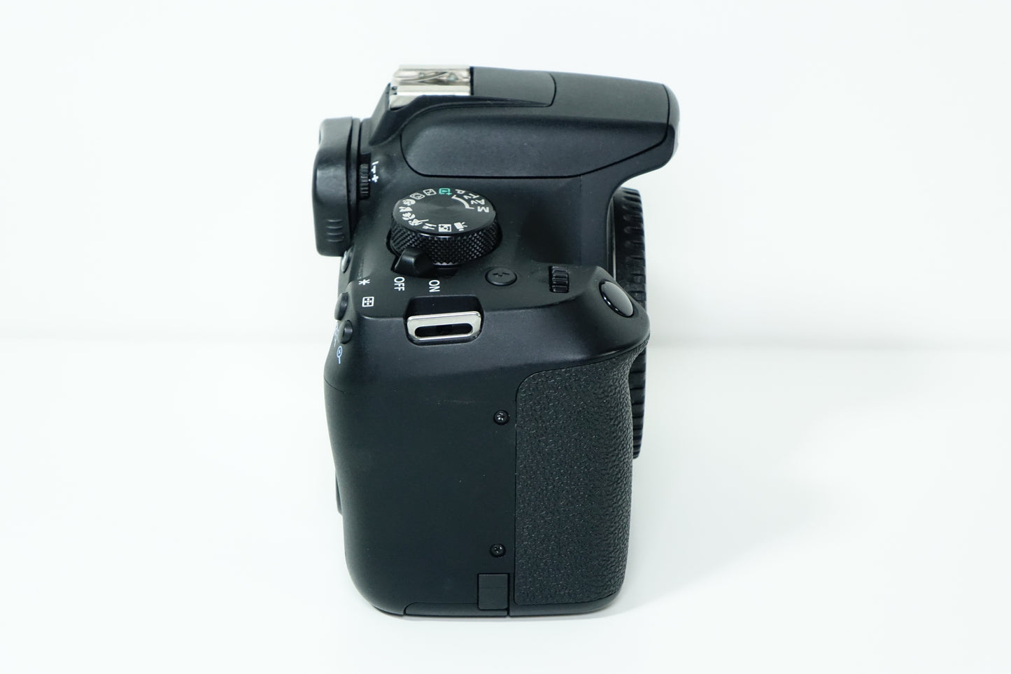 Canon EOS 1300D Rebel T6 Solo Corpo Reflex DSLR - Garanzia 12 mesi - 3235 SCATTI